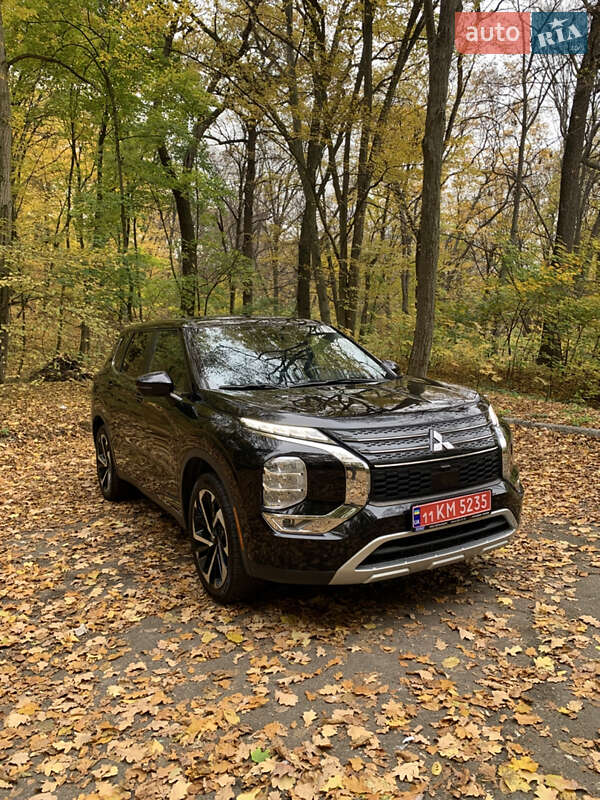 Позашляховик / Кросовер Mitsubishi Outlander 2022 в Києві фото 14 Позашляховик / Кросовер Mitsubishi Outlander 2022 в Києві