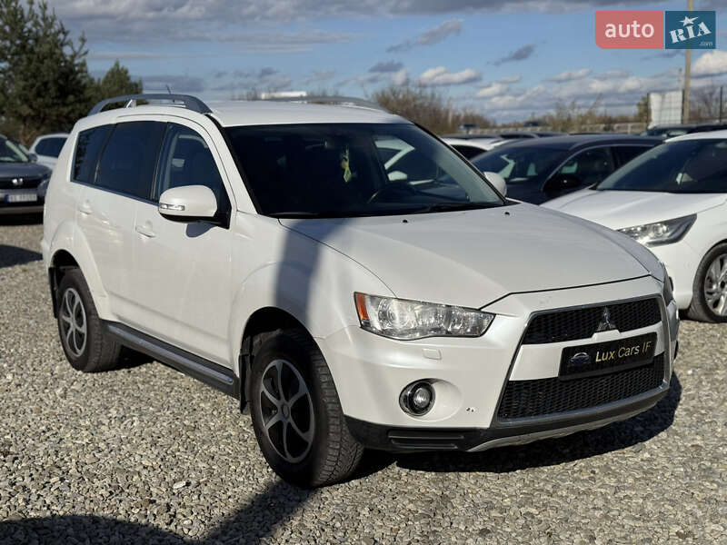 Mitsubishi Outlander 2010