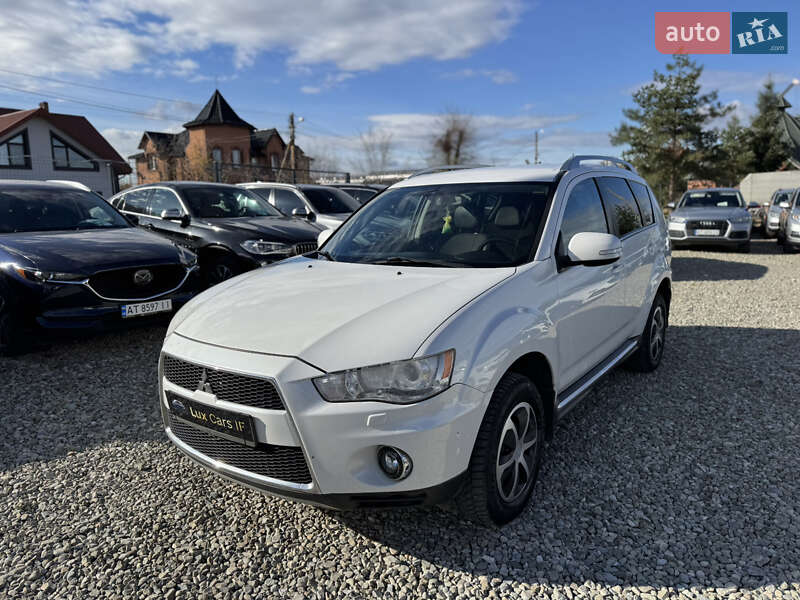 Позашляховик / Кросовер Mitsubishi Outlander 2010 в Івано-Франківську