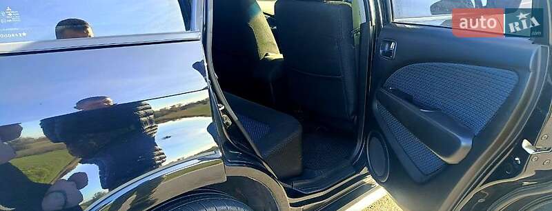 Позашляховик / Кросовер Mitsubishi Outlander 2006 в Дніпрі