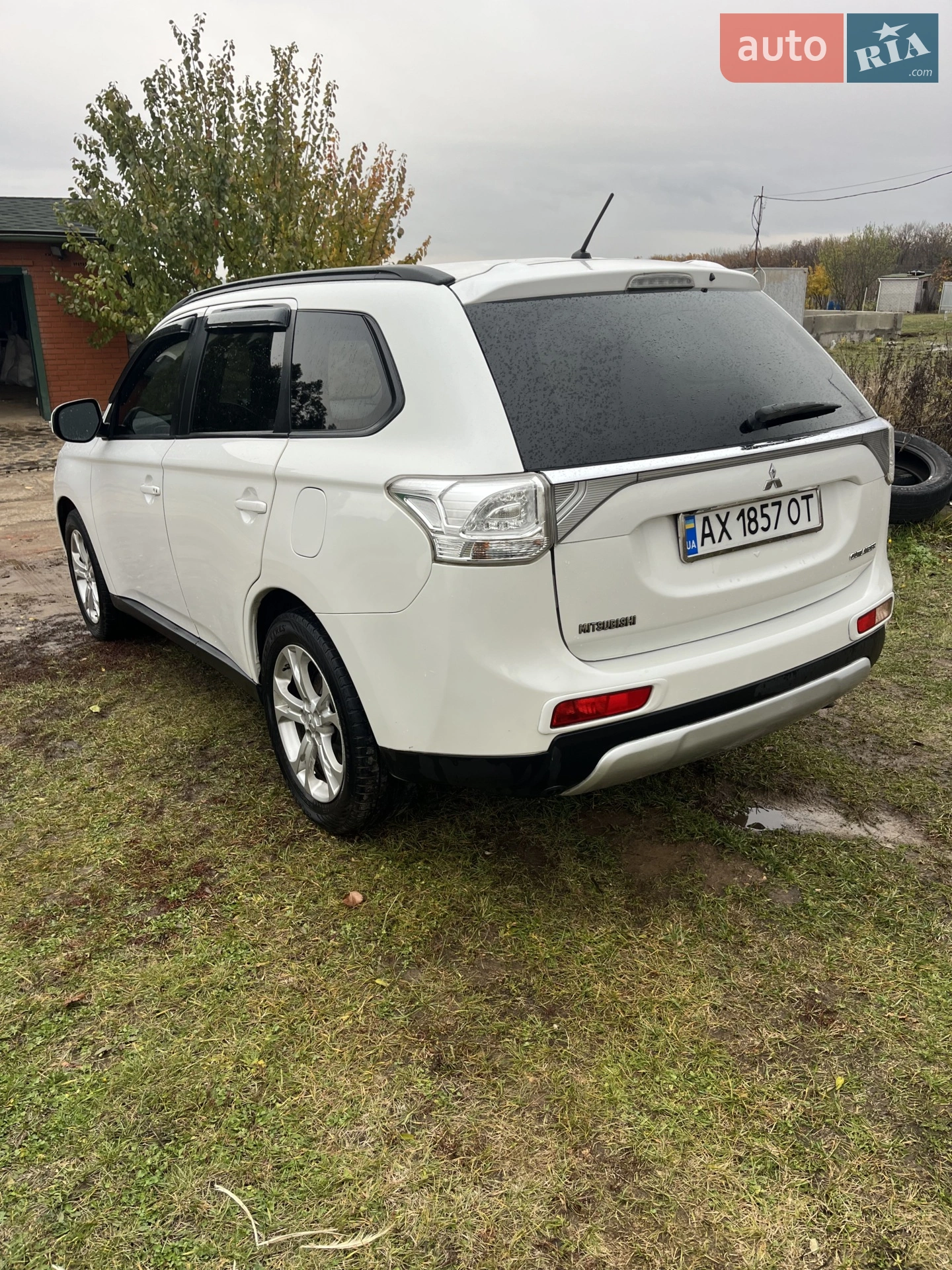 2013 Mitsubishi Outlander - мініатюра 4