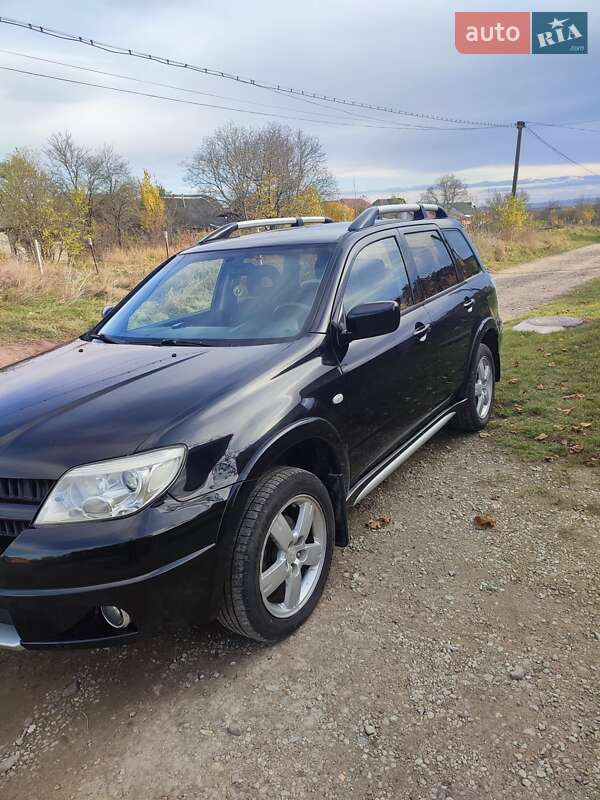 Mitsubishi Outlander 2008