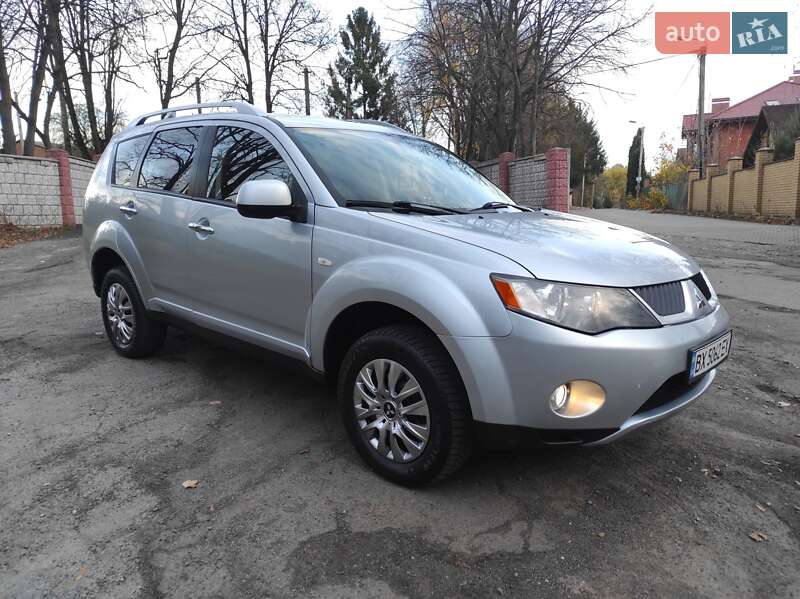 Внедорожник / Кроссовер Mitsubishi Outlander 2007 в Хмельницком