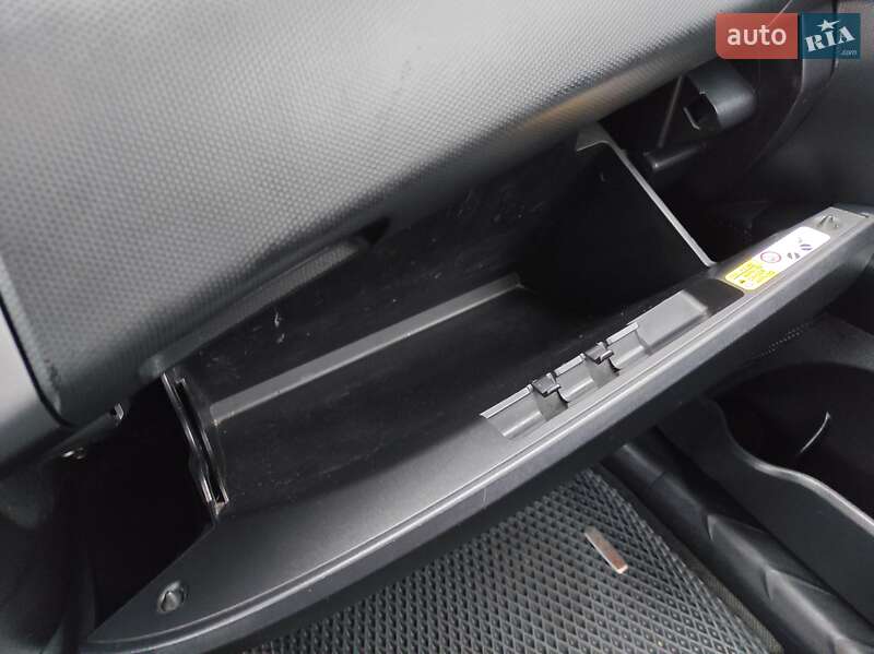 Внедорожник / Кроссовер Mitsubishi Outlander 2007 в Хмельницком