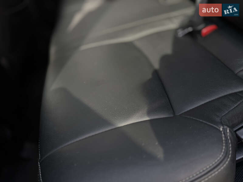 Внедорожник / Кроссовер Mitsubishi Outlander 2012 в Дрогобыче