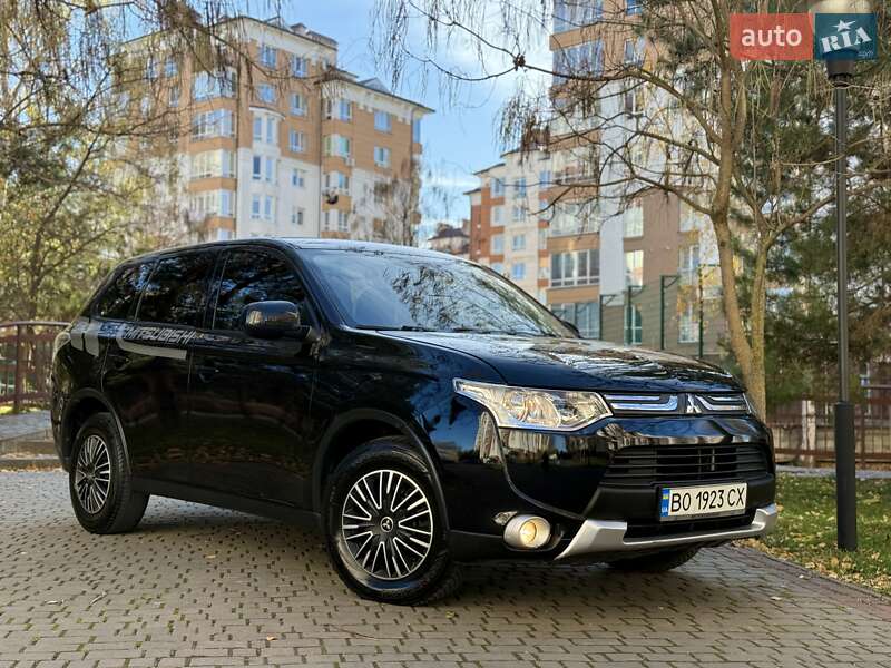 Mitsubishi Outlander 2014