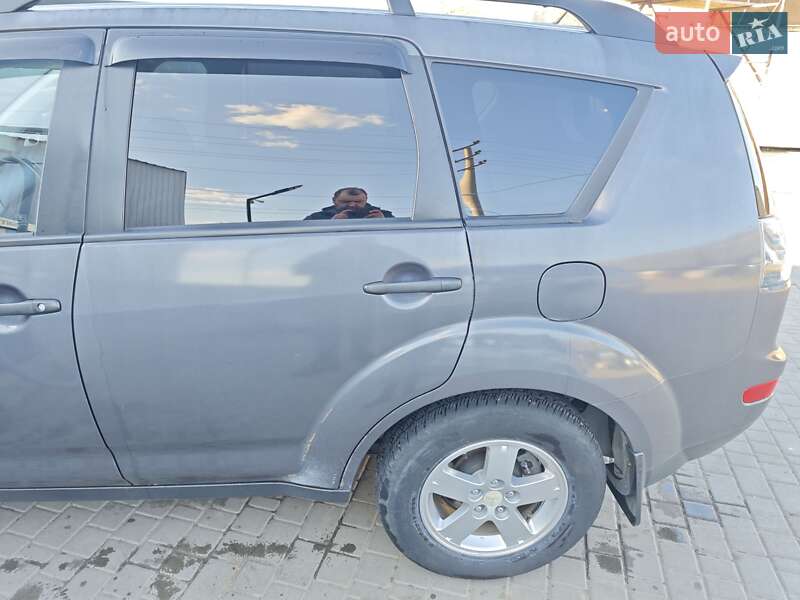 Внедорожник / Кроссовер Mitsubishi Outlander 2006 в Одессе