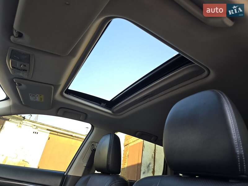 Внедорожник / Кроссовер Mitsubishi Outlander 2015 в Харькове фото 14 Внедорожник / Кроссовер Mitsubishi Outlander 2015 в Харькове