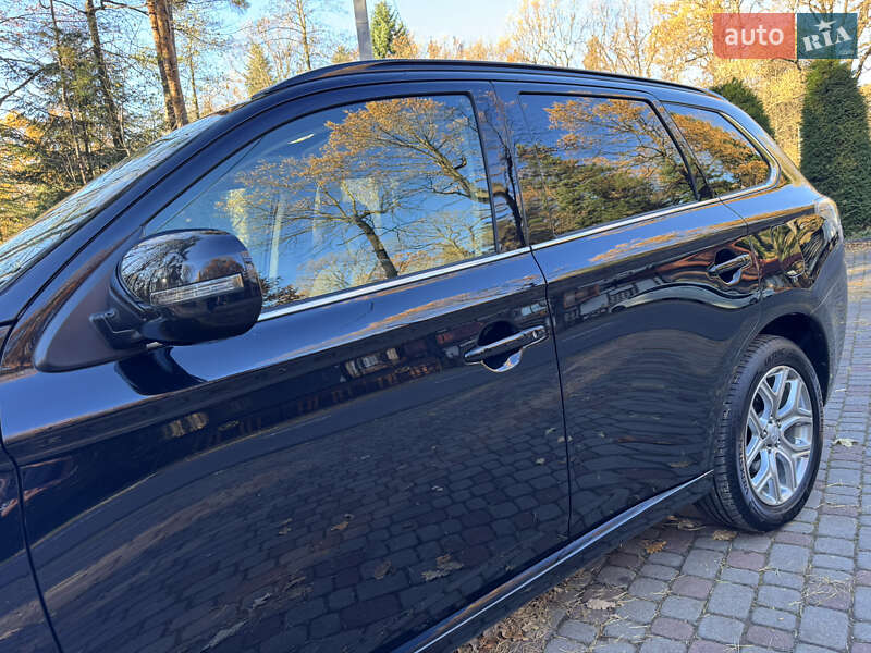 Внедорожник / Кроссовер Mitsubishi Outlander 2014 в Дрогобыче