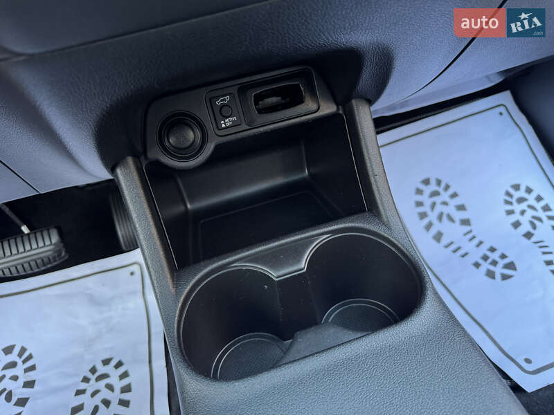 Внедорожник / Кроссовер Mitsubishi Outlander 2014 в Дрогобыче