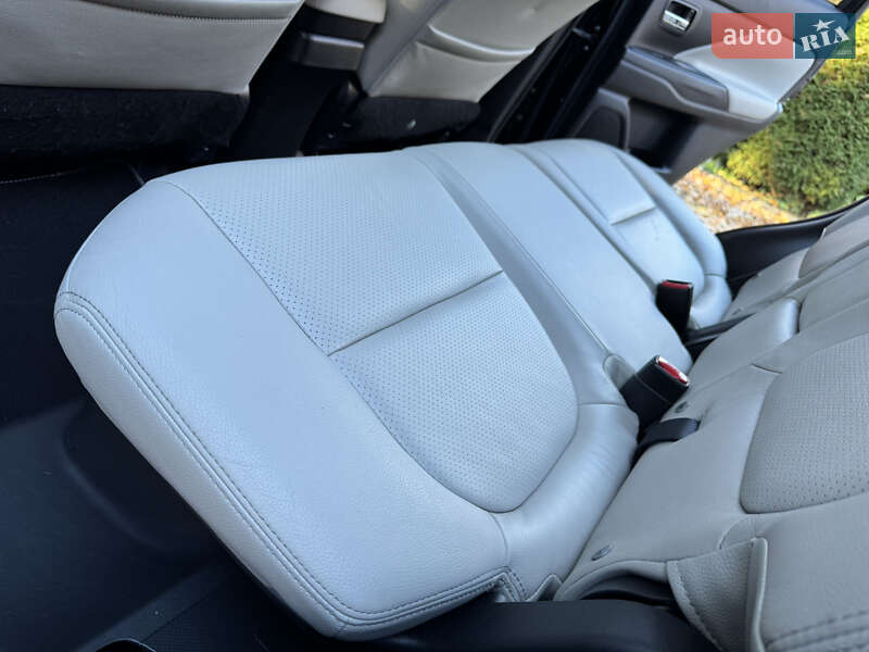 Внедорожник / Кроссовер Mitsubishi Outlander 2014 в Дрогобыче