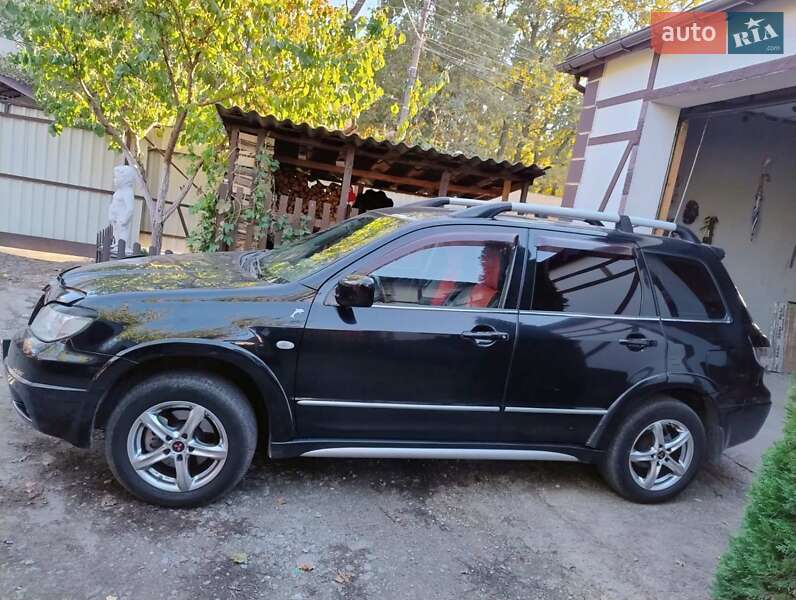 Внедорожник / Кроссовер Mitsubishi Outlander 2009 в Житомире фото 6 Внедорожник / Кроссовер Mitsubishi Outlander 2009 в Житомире