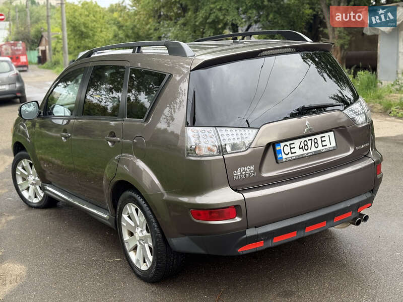 Позашляховик / Кросовер Mitsubishi Outlander 2009 в Чернівцях фото 8 Позашляховик / Кросовер Mitsubishi Outlander 2009 в Чернівцях