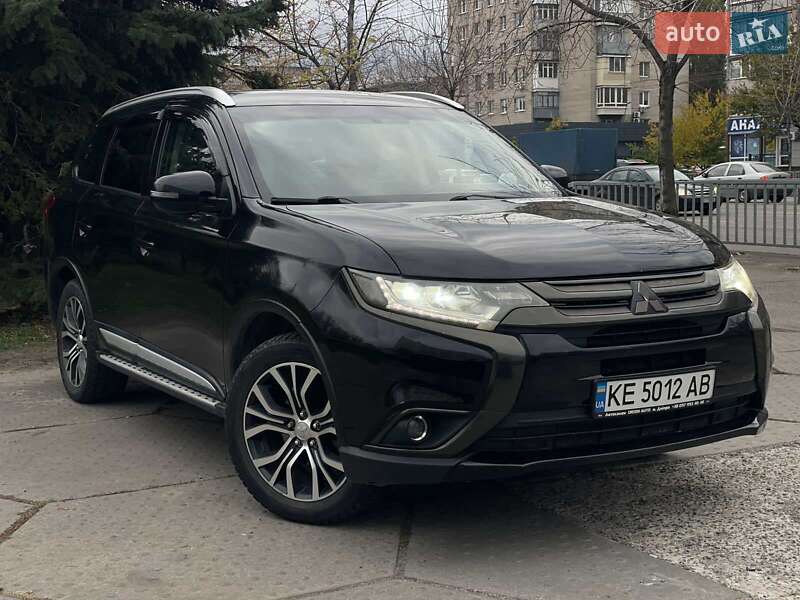 Mitsubishi Outlander 2015