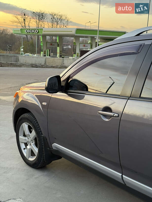 Внедорожник / Кроссовер Mitsubishi Outlander 2008 в Жидачове