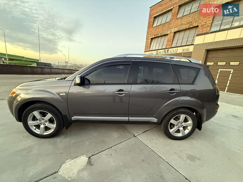 Внедорожник / Кроссовер Mitsubishi Outlander 2008 в Жидачове