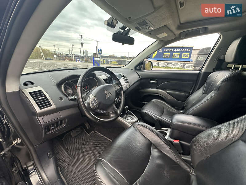 Внедорожник / Кроссовер Mitsubishi Outlander 2008 в Буче фото 6 Внедорожник / Кроссовер Mitsubishi Outlander 2008 в Буче