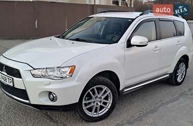 Позашляховик / Кросовер Mitsubishi Outlander 2011 в Львові