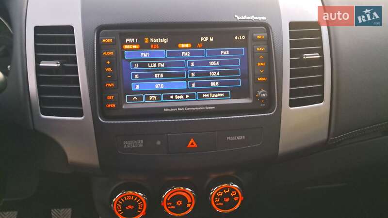 Внедорожник / Кроссовер Mitsubishi Outlander 2011 в Львове фото 20 Внедорожник / Кроссовер Mitsubishi Outlander 2011 в Львове