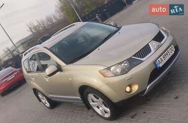Внедорожник / Кроссовер Mitsubishi Outlander 2009 в Киеве