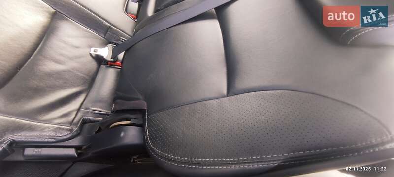 Внедорожник / Кроссовер Mitsubishi Outlander 2009 в Киеве