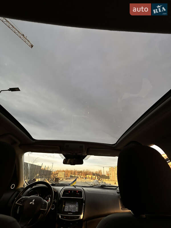 Позашляховик / Кросовер Mitsubishi Outlander 2015 в Тернополі фото 12 Позашляховик / Кросовер Mitsubishi Outlander 2015 в Тернополі