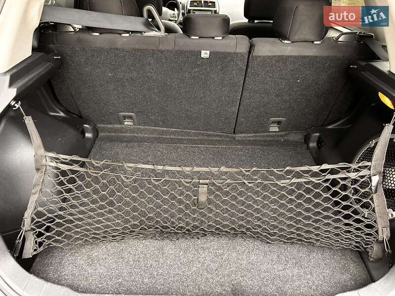 Позашляховик / Кросовер Mitsubishi Outlander 2015 в Тернополі фото 16 Позашляховик / Кросовер Mitsubishi Outlander 2015 в Тернополі