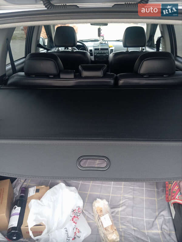 Позашляховик / Кросовер Mitsubishi Outlander 2011 в Мостиській