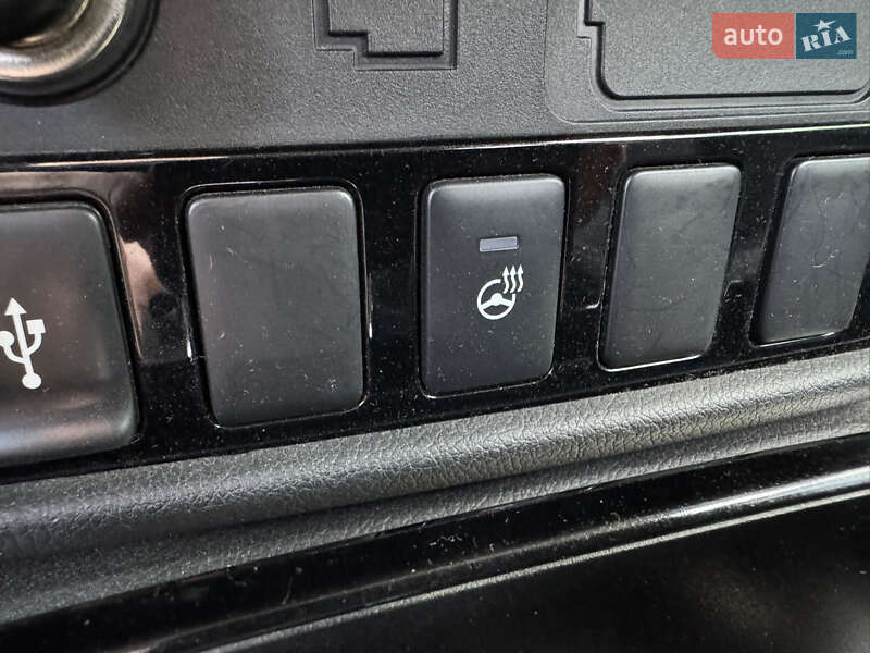 Внедорожник / Кроссовер Mitsubishi Outlander 2018 в Киеве