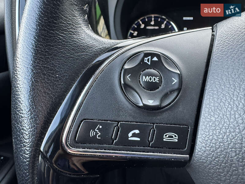 Внедорожник / Кроссовер Mitsubishi Outlander 2018 в Киеве