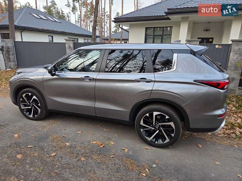 Внедорожник / Кроссовер Mitsubishi Outlander 2022 в Киеве фото 11 Внедорожник / Кроссовер Mitsubishi Outlander 2022 в Киеве