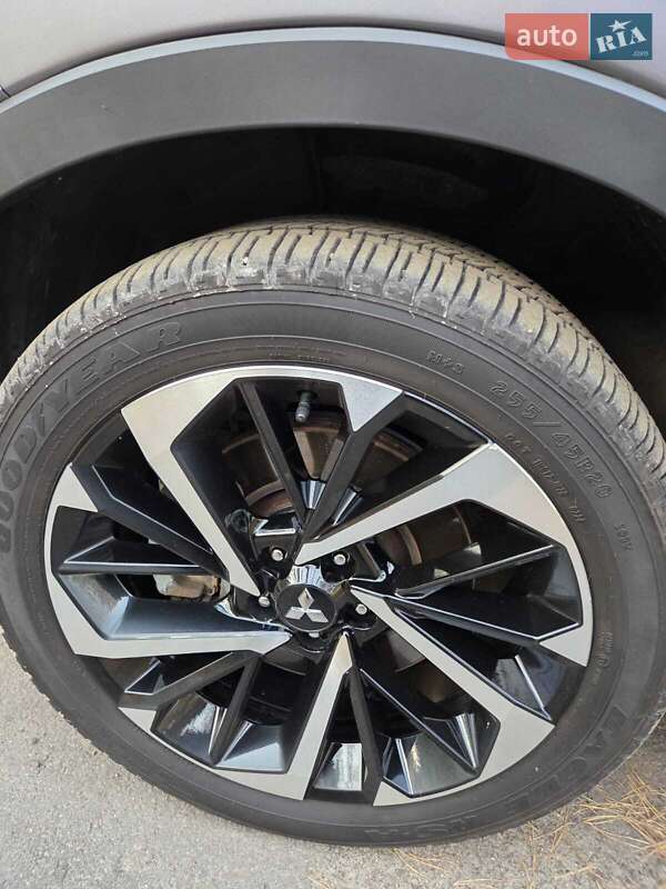Внедорожник / Кроссовер Mitsubishi Outlander 2022 в Киеве фото 26 Внедорожник / Кроссовер Mitsubishi Outlander 2022 в Киеве