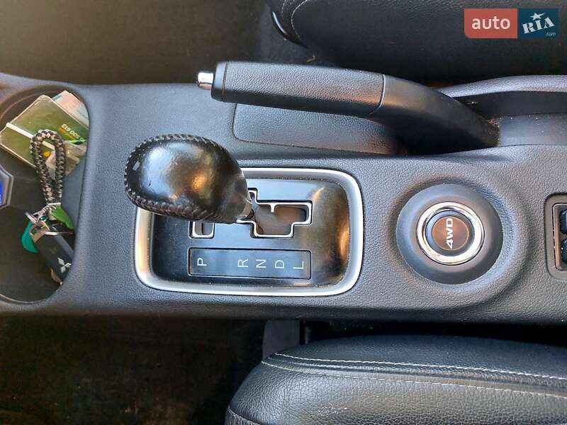 Внедорожник / Кроссовер Mitsubishi Outlander 2014 в Виннице фото 5 Внедорожник / Кроссовер Mitsubishi Outlander 2014 в Виннице