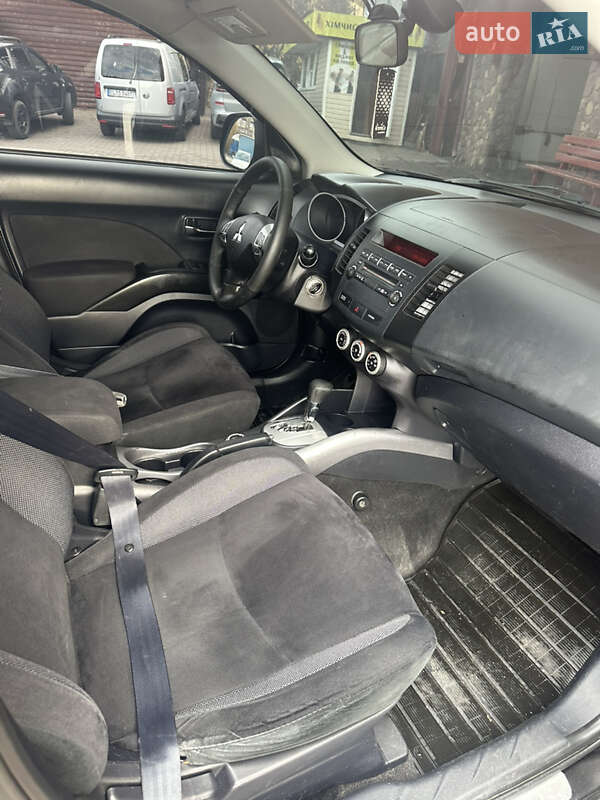 Позашляховик / Кросовер Mitsubishi Outlander 2008 в Тернополі фото 7 Позашляховик / Кросовер Mitsubishi Outlander 2008 в Тернополі