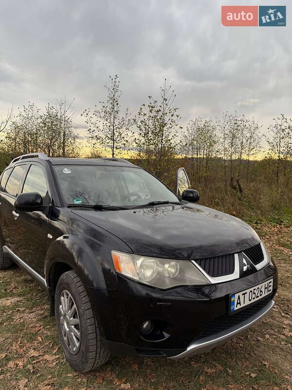 Позашляховик / Кросовер Mitsubishi Outlander 2008 в Болехові