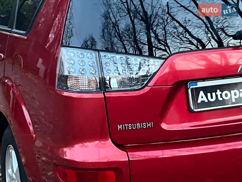 Позашляховик / Кросовер Mitsubishi Outlander 2010 в Києві фото 9 Позашляховик / Кросовер Mitsubishi Outlander 2010 в Києві