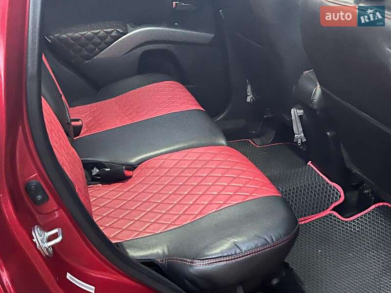 Позашляховик / Кросовер Mitsubishi Outlander 2010 в Києві фото 21 Позашляховик / Кросовер Mitsubishi Outlander 2010 в Києві