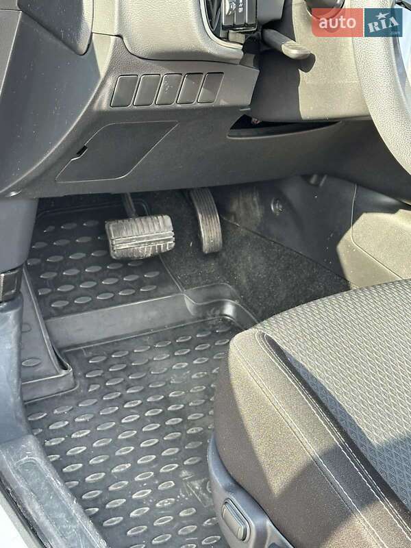 Внедорожник / Кроссовер Mitsubishi Outlander 2019 в Одессе фото 19 Внедорожник / Кроссовер Mitsubishi Outlander 2019 в Одессе