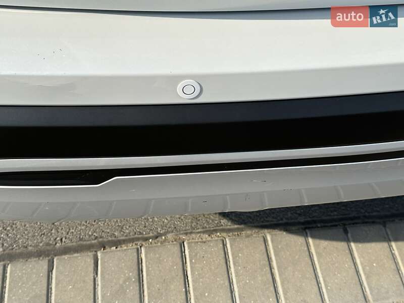 Внедорожник / Кроссовер Mitsubishi Outlander 2019 в Одессе фото 37 Внедорожник / Кроссовер Mitsubishi Outlander 2019 в Одессе