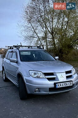 Внедорожник / Кроссовер Mitsubishi Outlander 2007 в Киеве