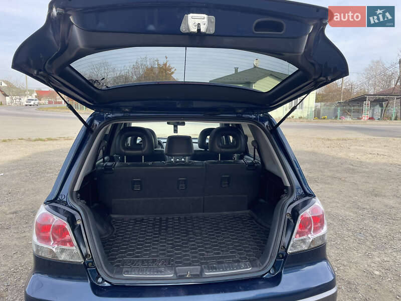 Внедорожник / Кроссовер Mitsubishi Outlander 2004 в Коломые