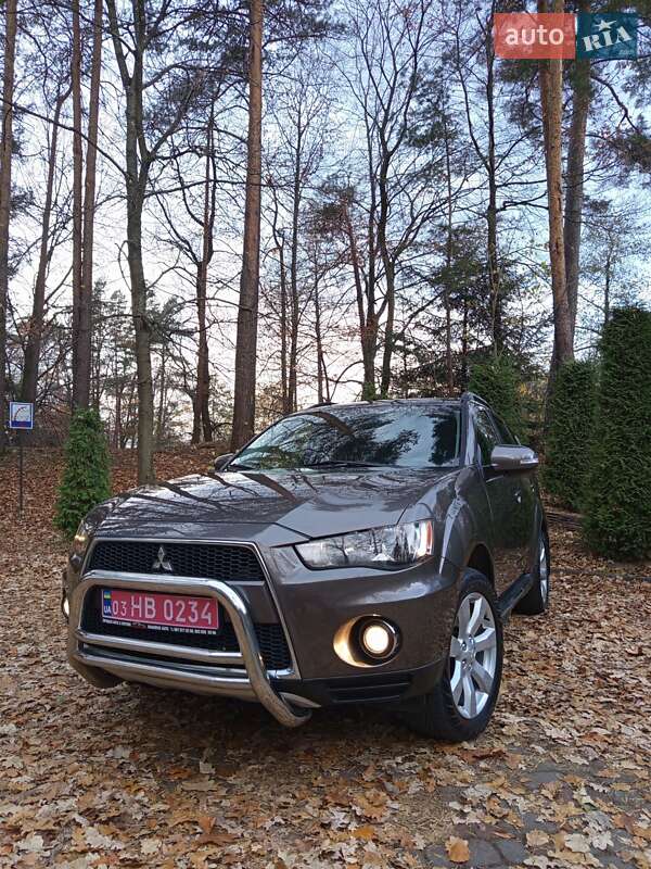 Внедорожник / Кроссовер Mitsubishi Outlander 2011 в Дрогобыче фото 9 Внедорожник / Кроссовер Mitsubishi Outlander 2011 в Дрогобыче