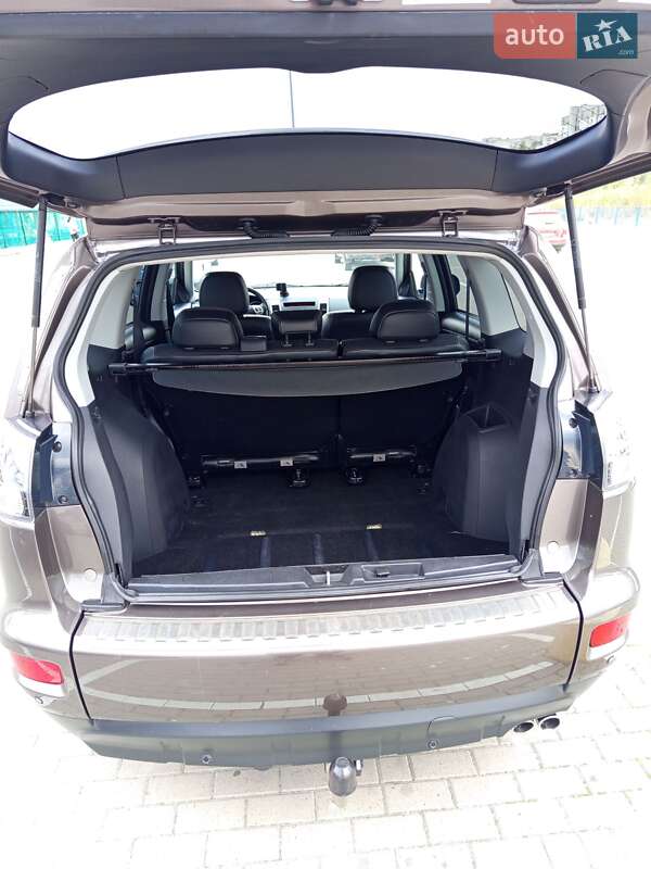 Внедорожник / Кроссовер Mitsubishi Outlander 2011 в Дрогобыче фото 85 Внедорожник / Кроссовер Mitsubishi Outlander 2011 в Дрогобыче