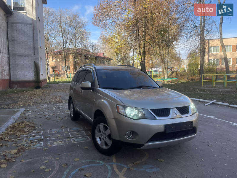 Внедорожник / Кроссовер Mitsubishi Outlander 2008 в Чернигове фото 5 Внедорожник / Кроссовер Mitsubishi Outlander 2008 в Чернигове