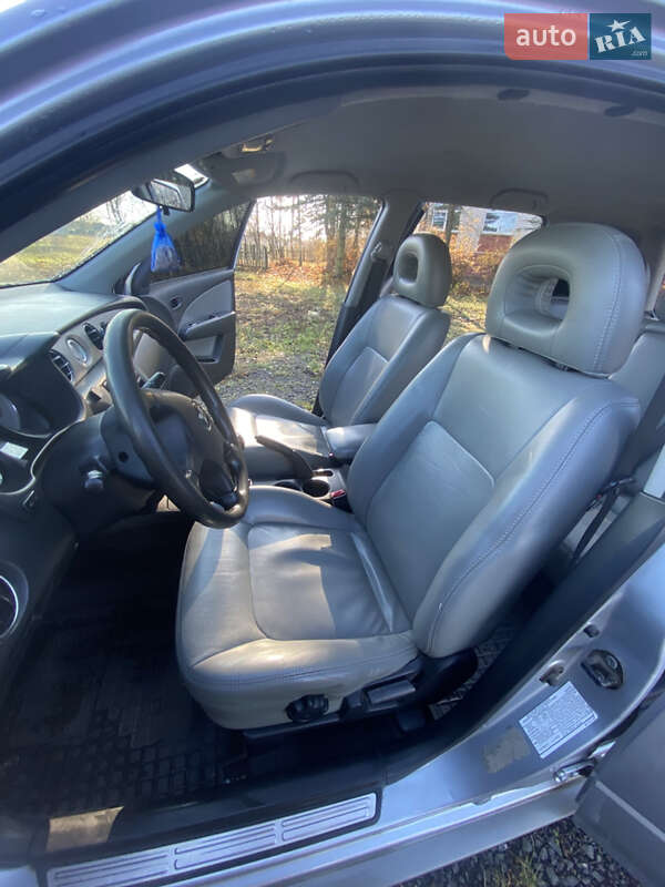 Внедорожник / Кроссовер Mitsubishi Outlander 2003 в Ковеле фото 8 Внедорожник / Кроссовер Mitsubishi Outlander 2003 в Ковеле