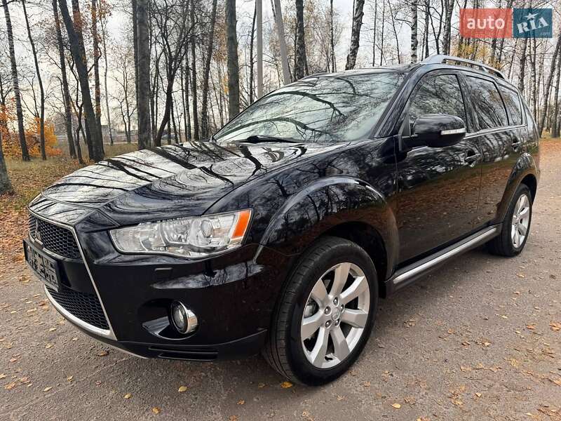 Позашляховик / Кросовер Mitsubishi Outlander 2011 в Охтирці