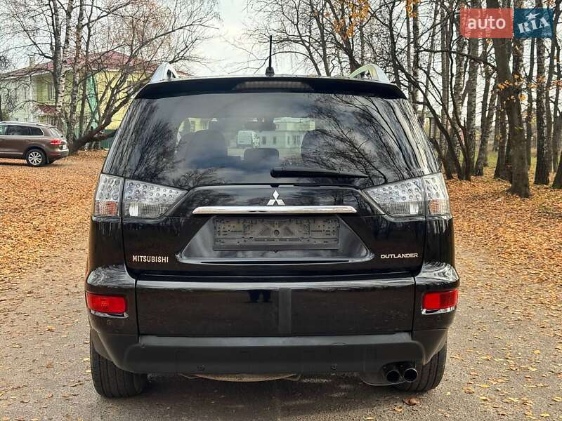Позашляховик / Кросовер Mitsubishi Outlander 2011 в Охтирці