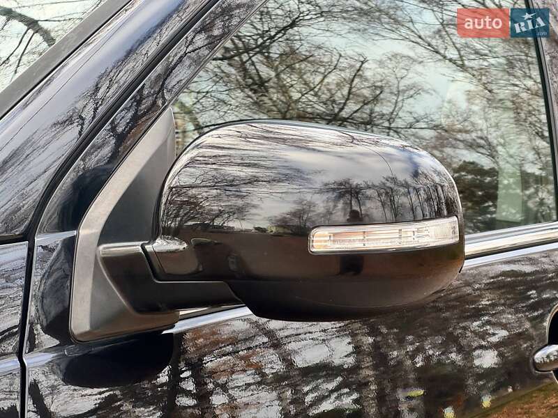 Позашляховик / Кросовер Mitsubishi Outlander 2011 в Охтирці