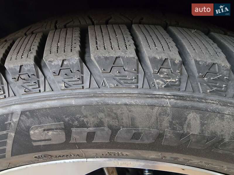 Позашляховик / Кросовер Mitsubishi Outlander 2023 в Кривому Розі