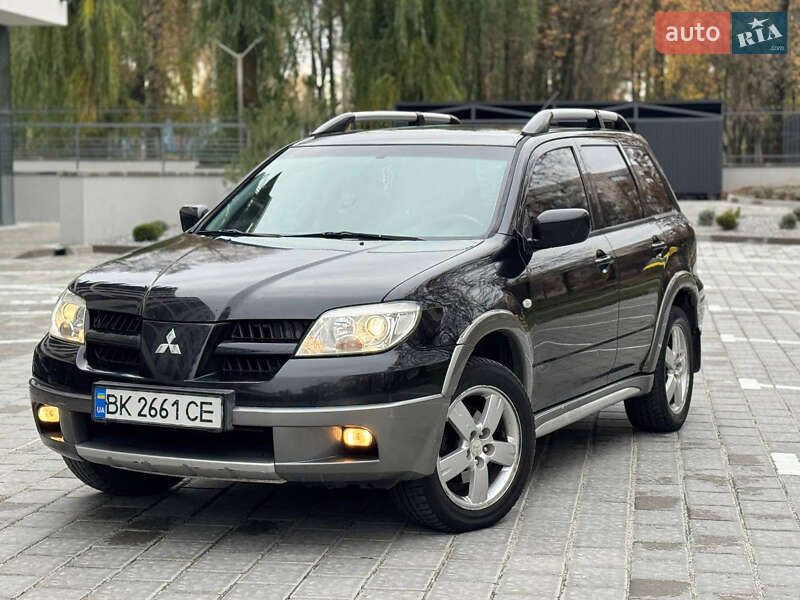Внедорожник / Кроссовер Mitsubishi Outlander 2005 в Ровно фото Внедорожник / Кроссовер Mitsubishi Outlander 2005 в Ровно